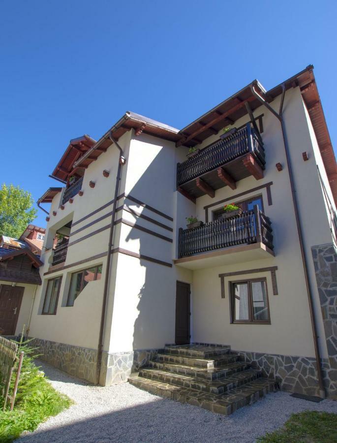 בית אירוח Chez Marcel סינאיה
